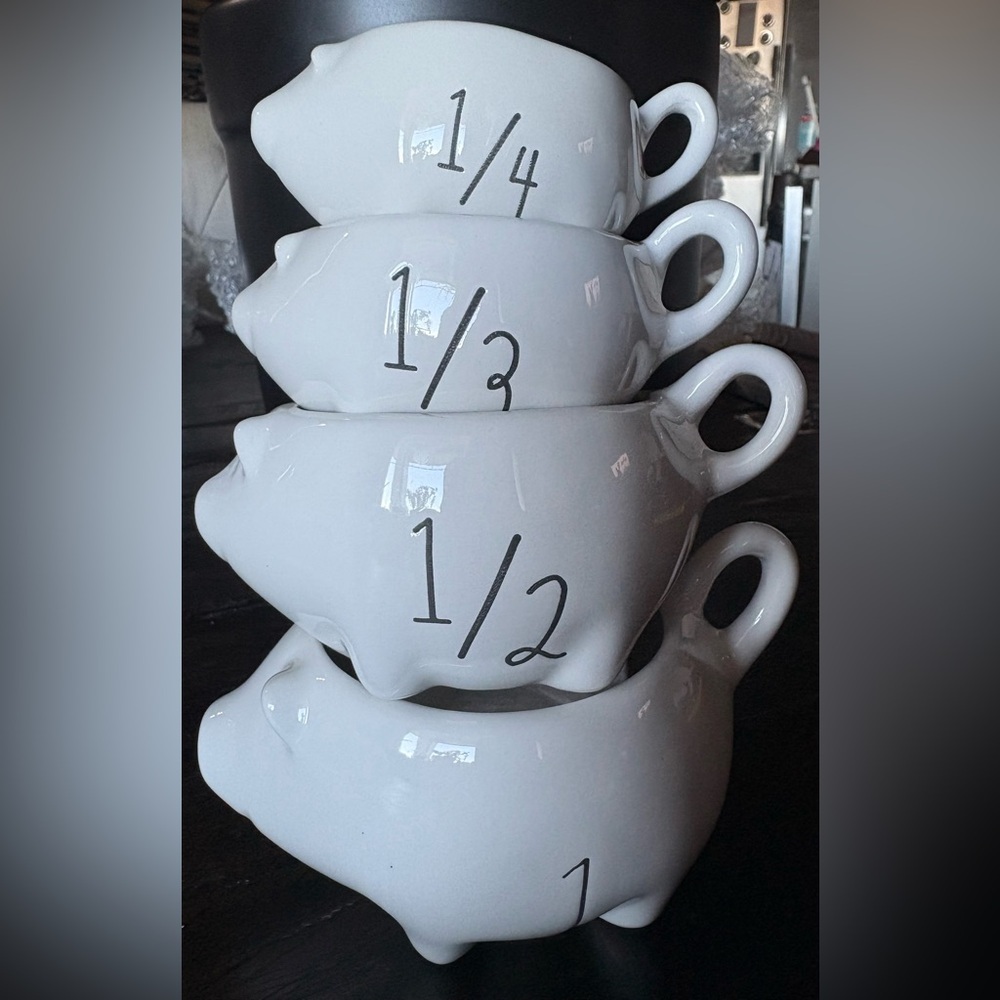 Rae Dunn Farmhouse White Pig-Shaped Measuring Cups Set
